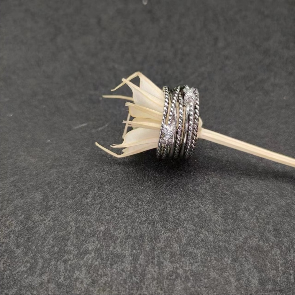 David Yurman Stackable Silver-Tone Twisted Rope Ring sz8 - Picture 6 of 8